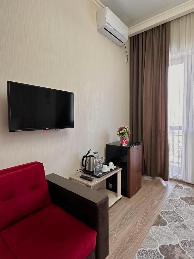 Bastau Hotel Almaty Esterno foto