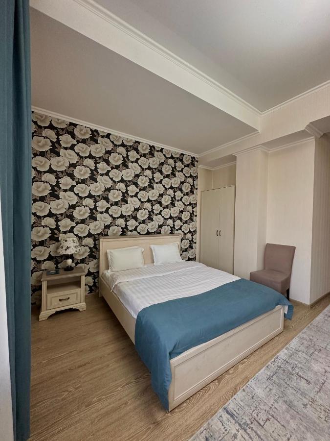 Bastau Hotel Almaty Esterno foto