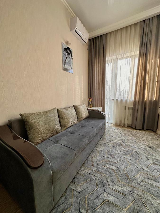 Bastau Hotel Almaty Esterno foto